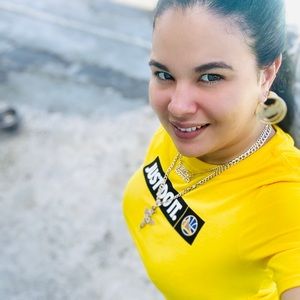 Meet your Posher, Maria